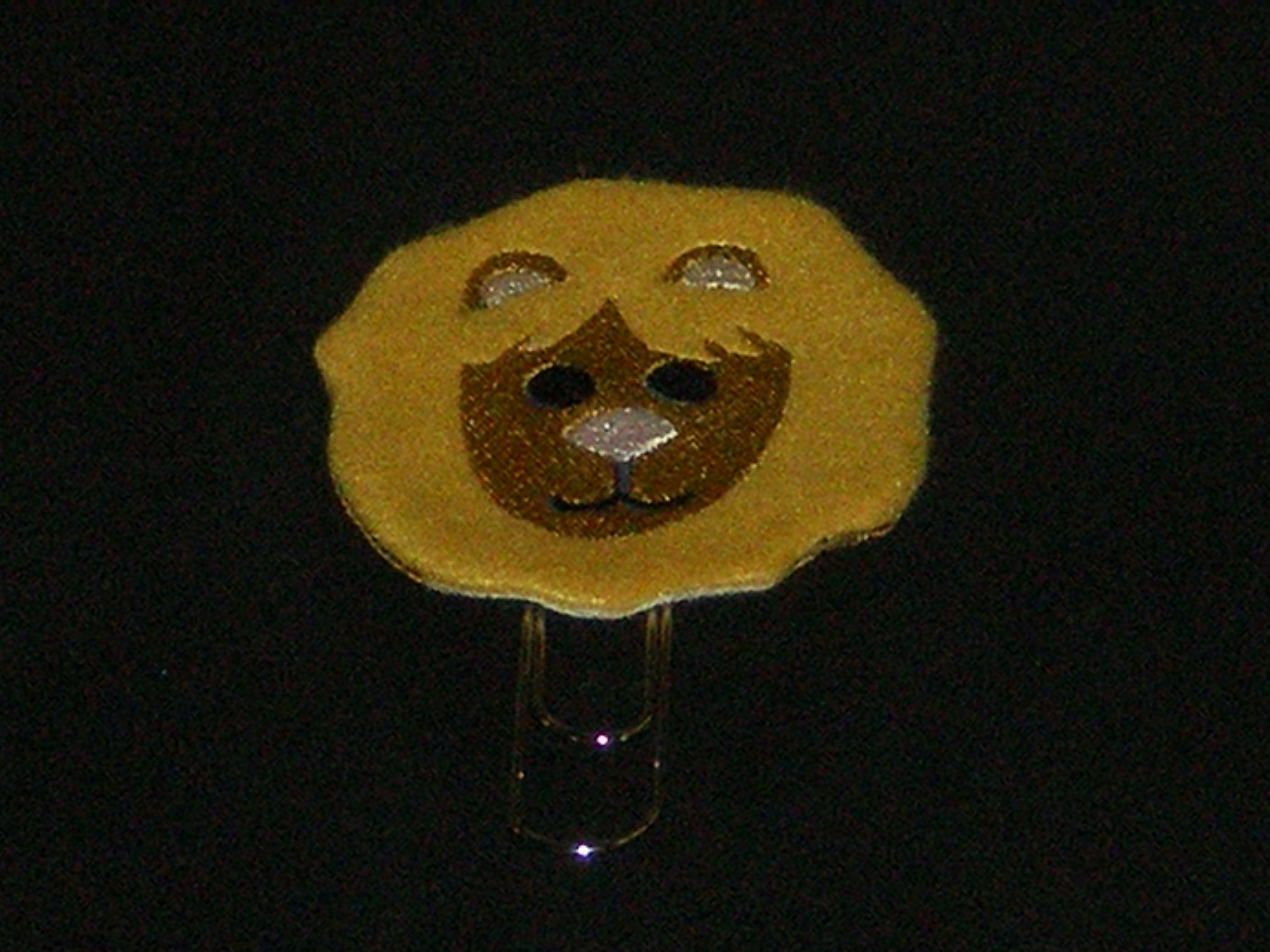 lionpaperclip.JPG